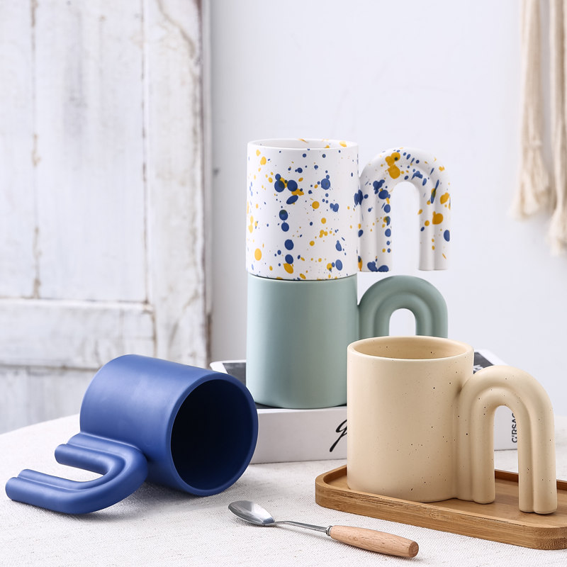 Ceramic mugs and cups