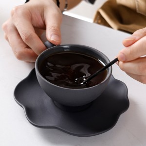 Ceramic Factory Natural Style High Quality Luxury Black Clay Porcelain Plates Sets