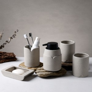 Manufacturer Modern Recycled Ceramic up to 30% Vase Candle Holder Diffufer Bottle Decoration Flower Pot Planter Collection